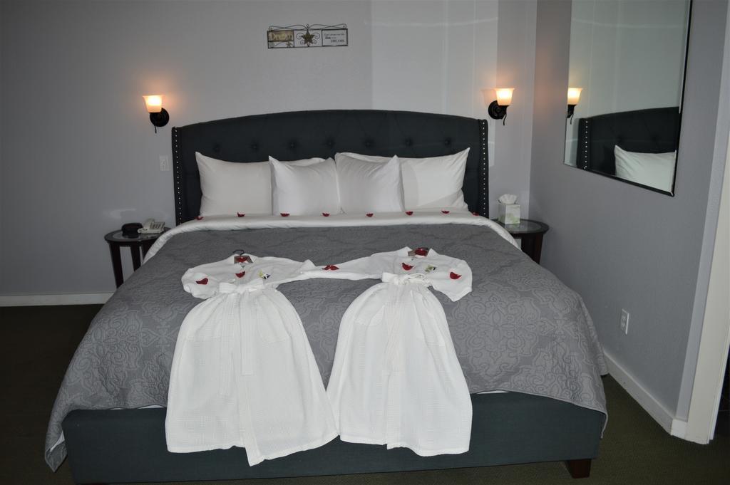 Starfish Manor Oceanfront Hotel 링컨시티 외부 사진