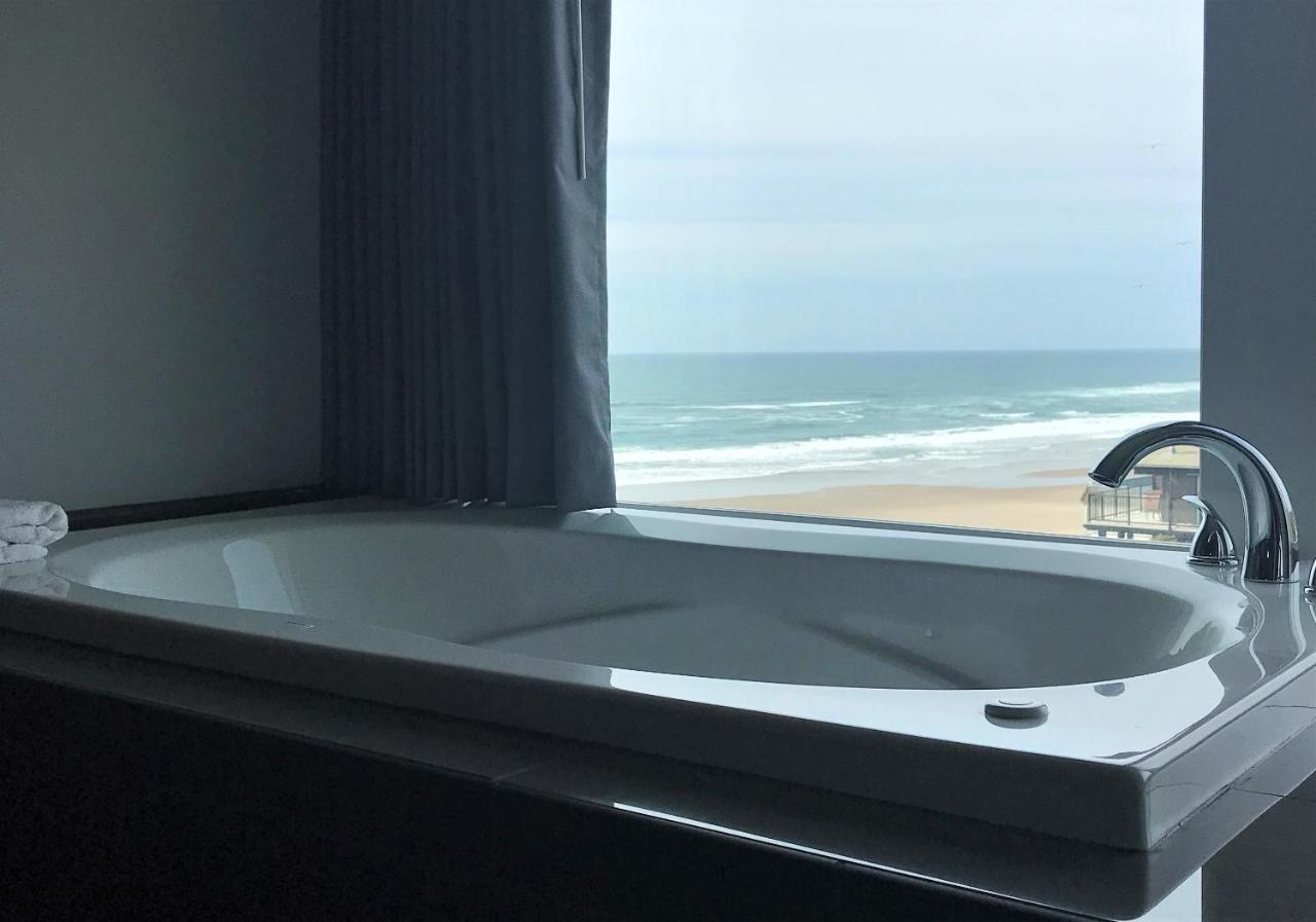 Starfish Manor Oceanfront Hotel 링컨시티 외부 사진